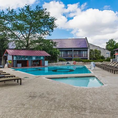 Y O Ranch Hotel And Conference Center-3